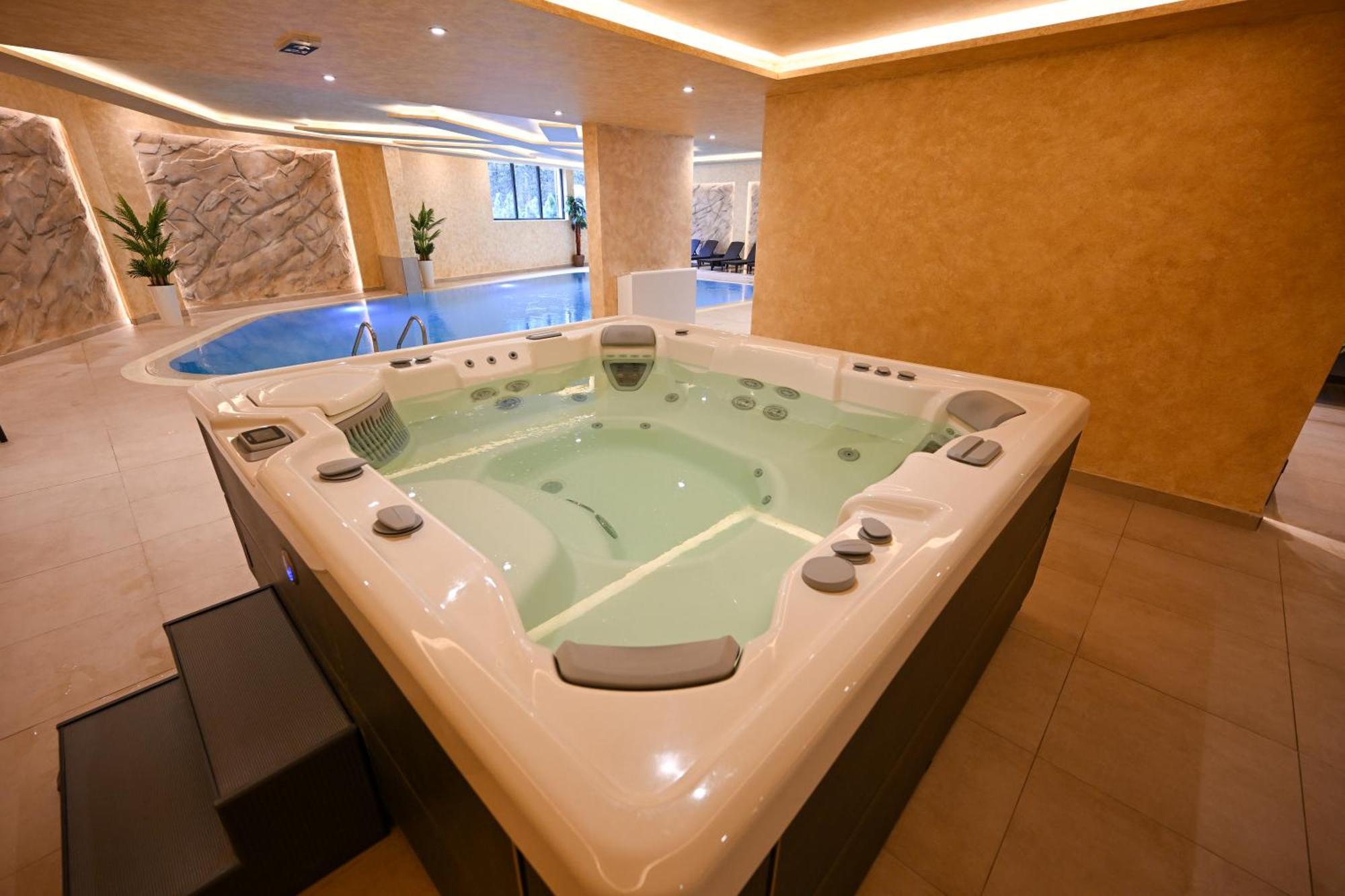 Retreat Wellness &
